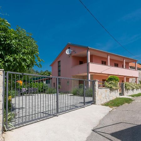 Villa Milla-Grubine Exterior photo