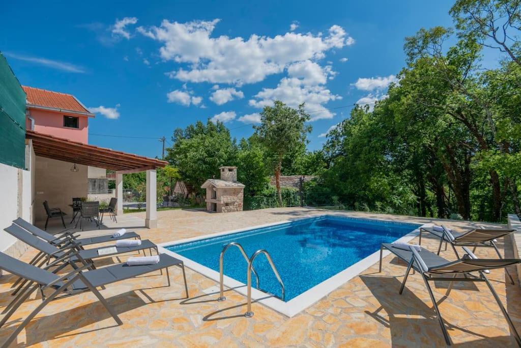 Villa Milla-Grubine Exterior photo